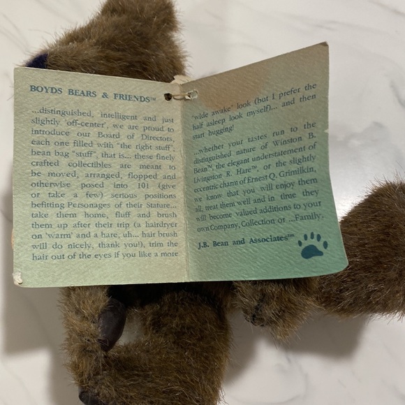 NWT attached Boyds Bears Humboldt #5840-05.Winner of the Golden Teddy Award - Picture 4 of 8